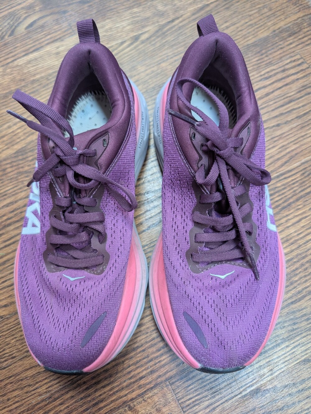 Hoka Women's Purple and Pink Athletic Trainers Bondi 8 - Picture 2 of 7